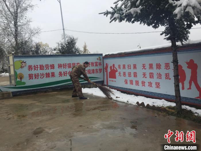 甘肅漳縣退伍老兵山村扶“智”：讓更多人成為幸運兒