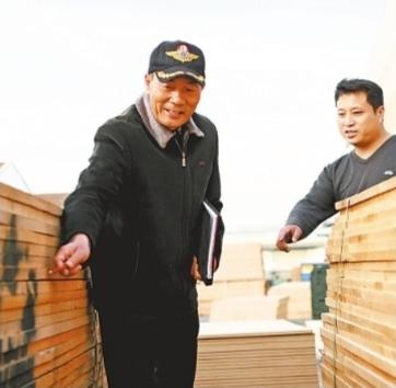 1069953612.jpg 昔日黃繼光連連長(cháng)退伍后自主創(chuàng )業(yè)-云南能投軍創(chuàng )產(chǎn)業(yè)投資有限公司