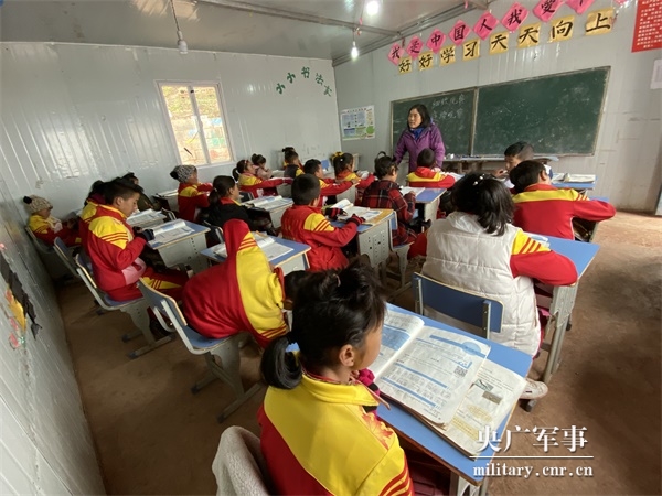 中國退役軍人丨謝彬蓉：綻放在大涼山上的軍中綠花