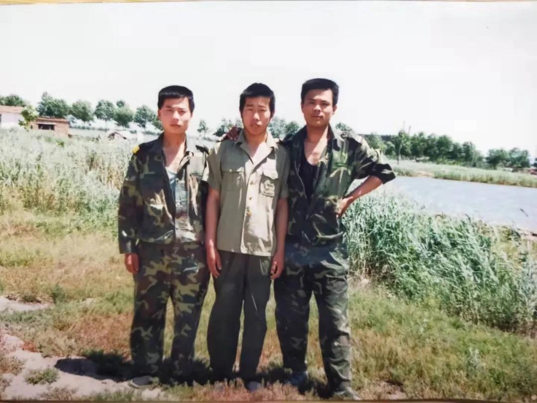 周定滿(mǎn)：從外出闖蕩到回鄉創(chuàng  )業(yè)，在鄉愁里復蘇的致富夢(mèng)想-云南能投軍創(chuàng  )產(chǎn)業(yè)投資有限公司