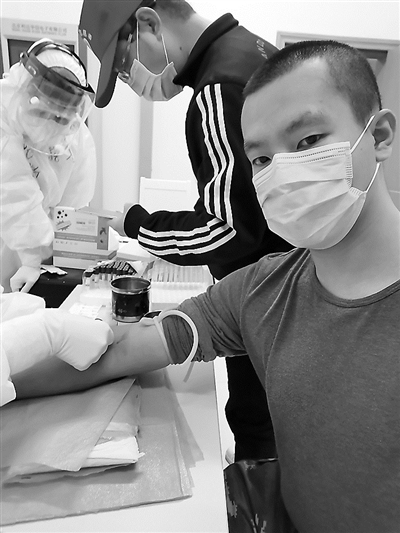 “探路”，他們挺胸站排頭——首批參加重組新冠疫苗接種試驗志愿者中的老兵身影-云南能投軍創(chuàng  )產(chǎn)業(yè)投資有限公司