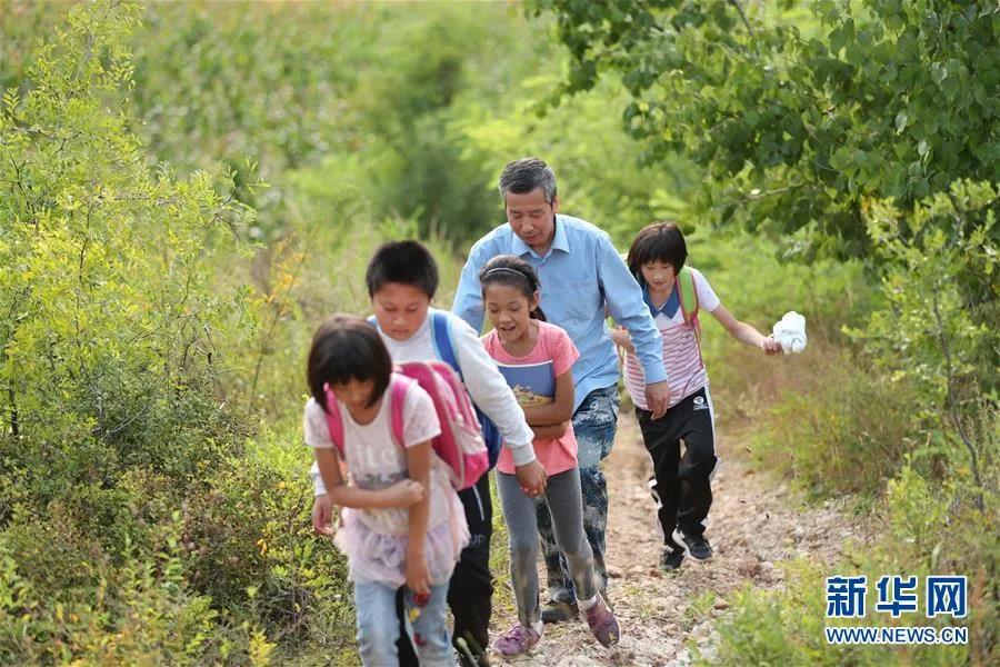 央廣軍事短評丨自主擇業(yè)軍轉干部：戎裝雖解，軍魂猶在，歲月流逝，本色不改