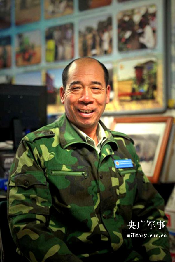 張喜忠：從掏糞工到國慶觀(guān)禮臺嘉賓，“北漂”退伍老兵的人生逆襲