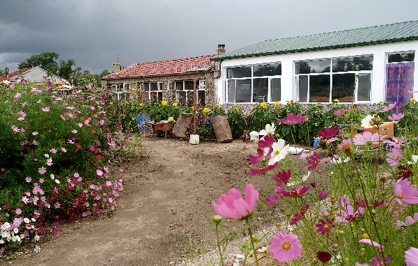 馬謙：從“愛(ài)兵模范”到“愛(ài)民書(shū)記”，扶貧路上真情依然-云南能投軍創(chuàng  )產(chǎn)業(yè)投資有限公司