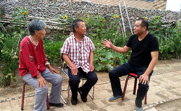 馬謙：從“愛(ài)兵模范”到“愛(ài)民書(shū)記”，扶貧路上真情依然-云南能投軍創(chuàng  )產(chǎn)業(yè)投資有限公司