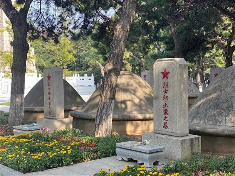 英魂入故土！?第七批在韓志愿軍烈士安葬儀式在沈陽(yáng)舉行