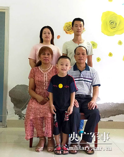 06.jpg 羅澤清:下崗后從頭再來(lái)-云南能投軍創(chuàng )產(chǎn)業(yè)投資有限公司