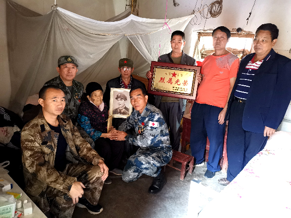 08.jpg 安振江:戰場(chǎng)余生不了情-云南能投軍創(chuàng )產(chǎn)業(yè)投資有限公司