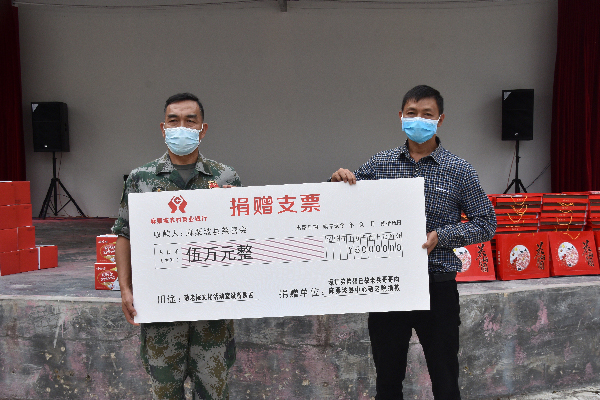 09.jpg 安振江:戰場(chǎng)余生不了情-云南能投軍創(chuàng )產(chǎn)業(yè)投資有限公司