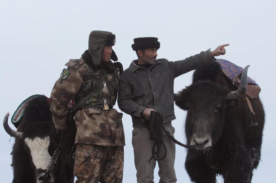 冰窟救人犧牲！送別全國愛(ài)國擁軍模范拉齊尼·巴依卡！