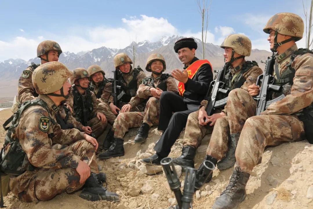 冰窟救人犧牲！送別全國愛(ài)國擁軍模范拉齊尼·巴依卡！