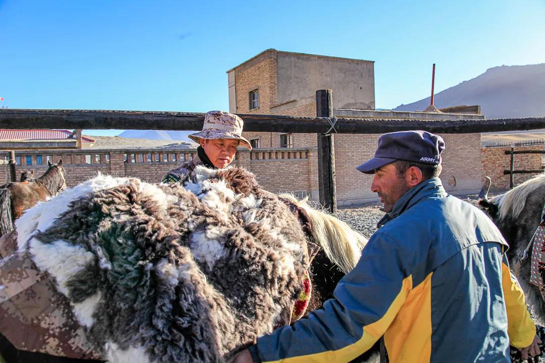 紀念我的戰友，拉齊尼·巴依卡-云南能投軍創(chuàng  )產(chǎn)業(yè)投資有限公司