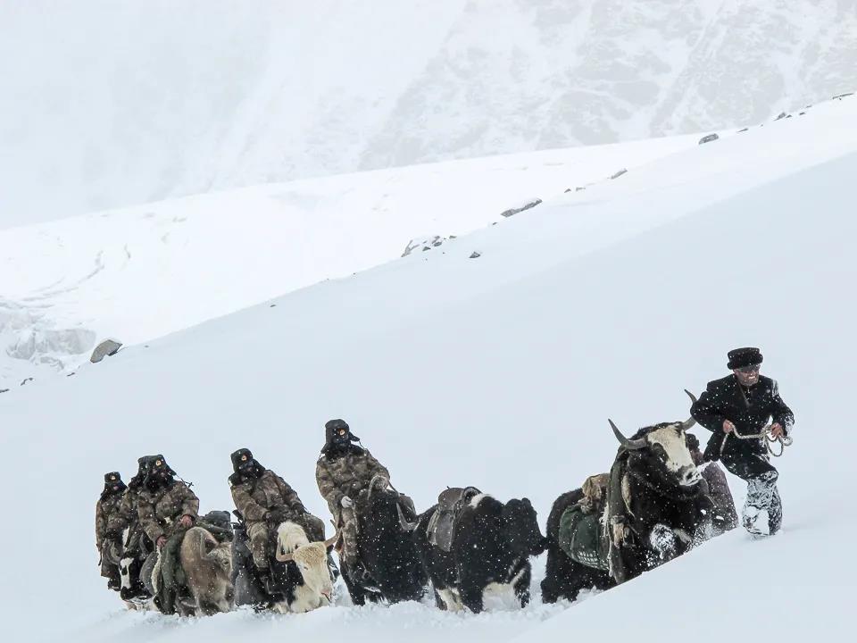 紀念我的戰友，拉齊尼·巴依卡-云南能投軍創(chuàng  )產(chǎn)業(yè)投資有限公司