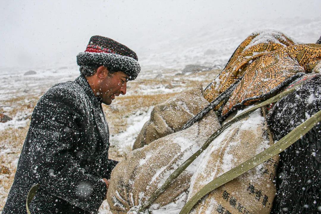 紀念我的戰友，拉齊尼·巴依卡-云南能投軍創(chuàng  )產(chǎn)業(yè)投資有限公司