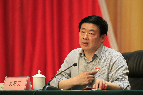 吳惠芳：脫下軍裝，扛起擔當