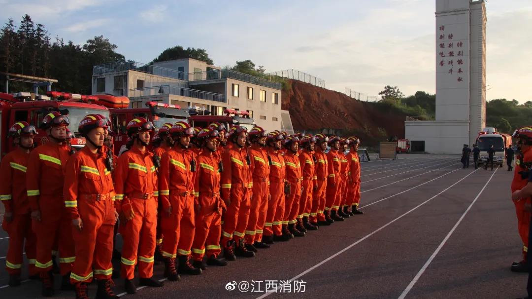 若有戰，召必回！各地退役軍人星夜馳援河南！