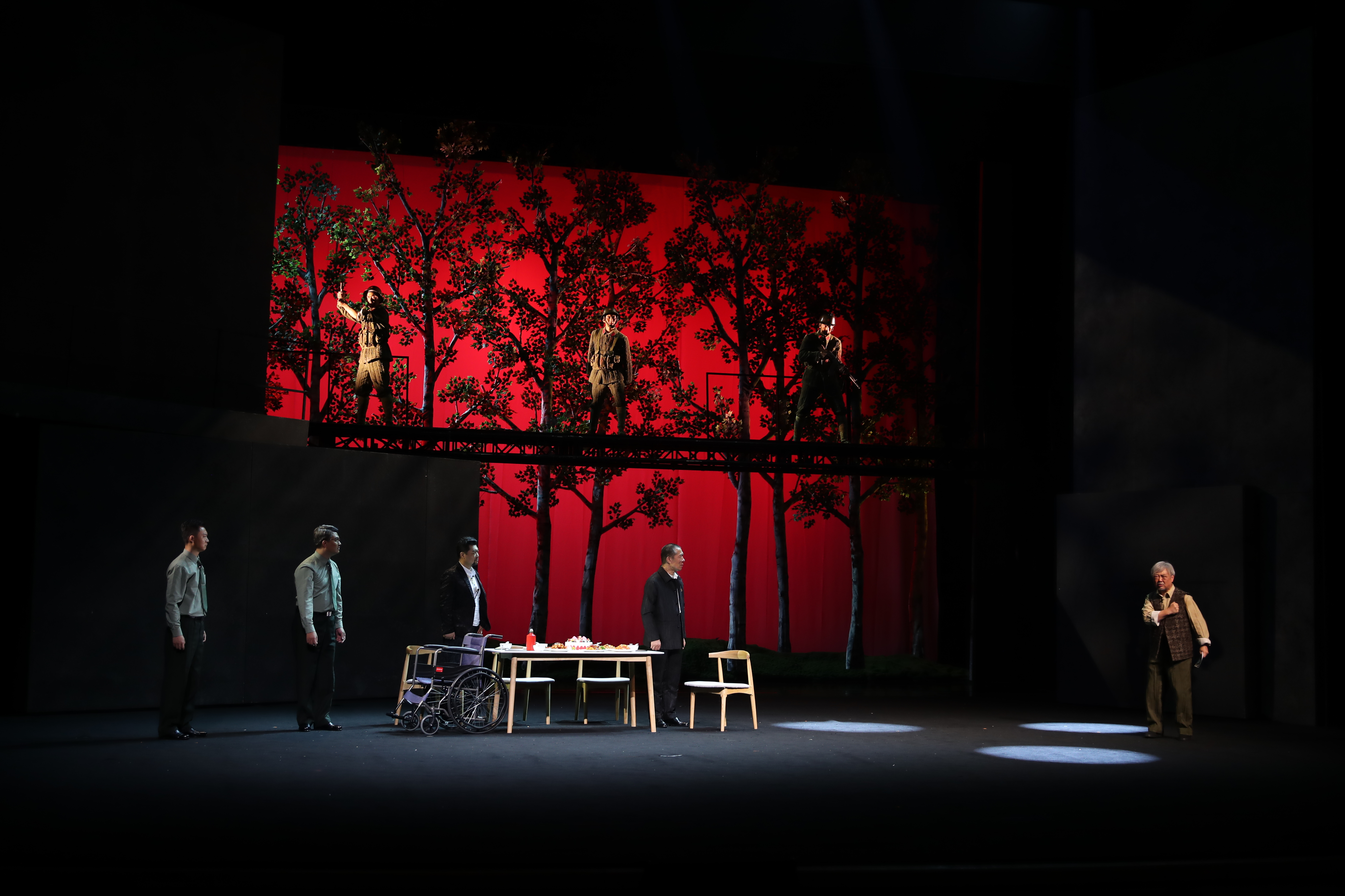 2.jpg 首部退役軍人題材話(huà)劇《兵心》在京舉行首演-云南能投軍創(chuàng )產(chǎn)業(yè)投資有限公司