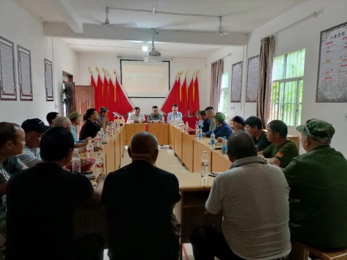 1 省退役軍人廳駐村工作隊組織開(kāi)展慶“八一”主題活動(dòng)-云南能投軍創(chuàng )產(chǎn)業(yè)投資有限公司