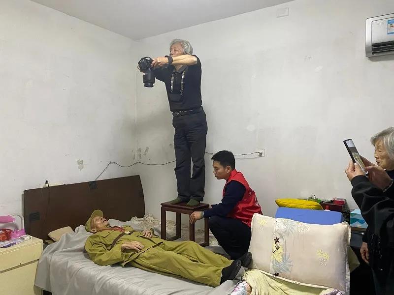 這張大“合影”，太珍貴了！