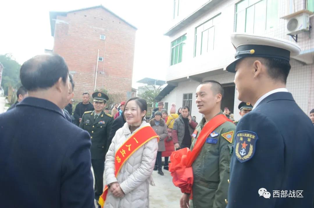 彭順平，一等功！他的家秒變“追星”現場(chǎng)