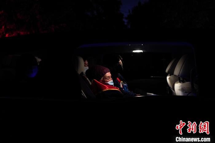 93歲抗戰女兵回昆探親償夙愿