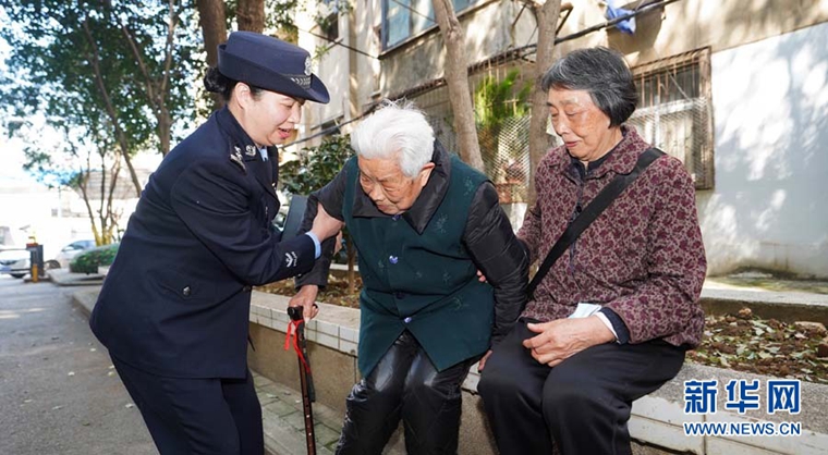 曾是駐港部隊女兵，退役從警的武漢警花不懼刀鋒勇斗歹徒-云南能投軍創(chuàng  )產(chǎn)業(yè)投資有限公司