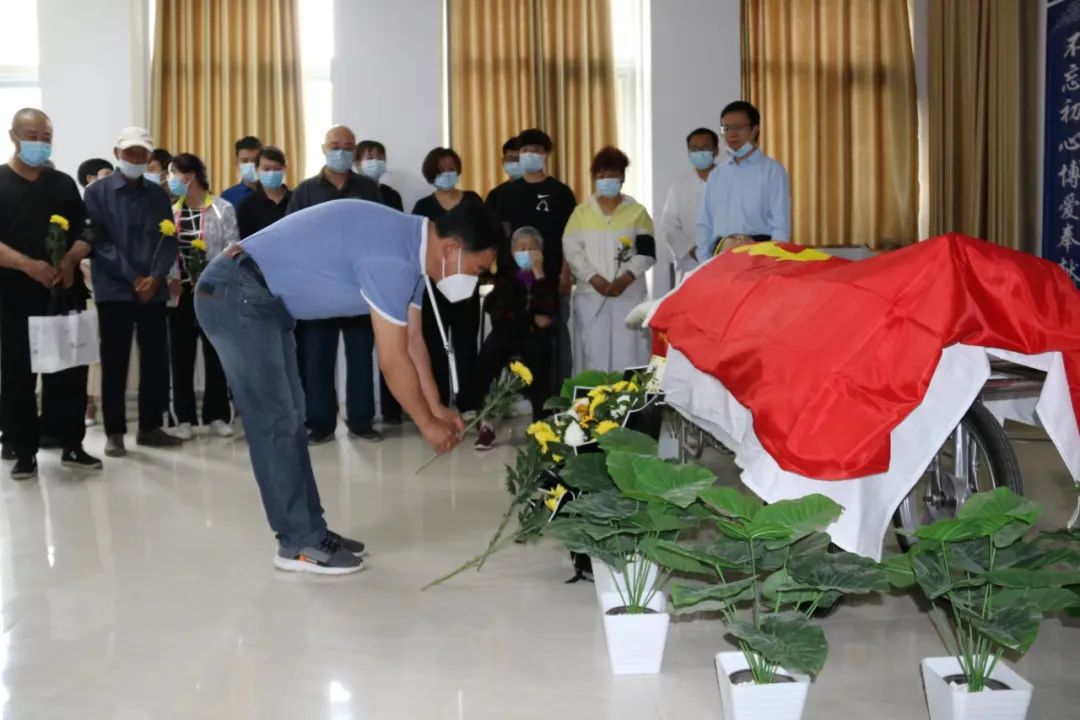 參加過(guò)長(cháng)津湖戰役的他走了，臨終心愿讓人淚目-云南能投軍創(chuàng  )產(chǎn)業(yè)投資有限公司