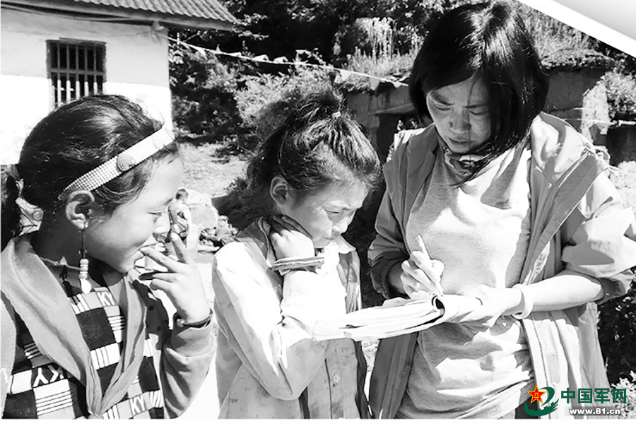 優(yōu)秀退役軍人進(jìn)入校園任教，在三尺講臺立德樹(shù)人
——  “迷彩園丁”耕耘菁菁校園-云南能投軍創(chuàng  )產(chǎn)業(yè)投資有限公司