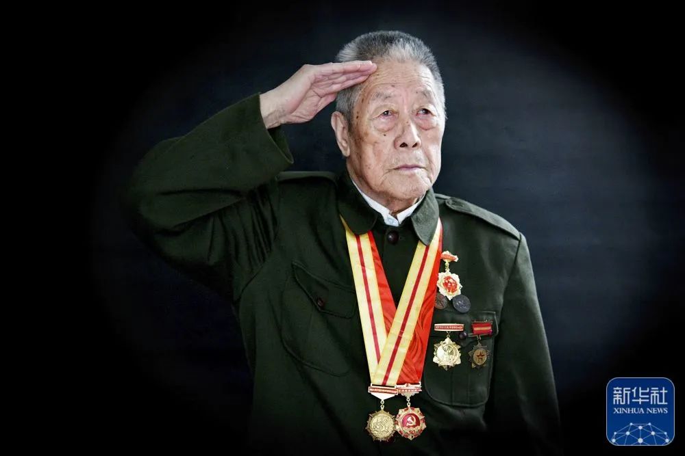 浴血榮光丨致敬抗戰老戰士——王國華、宮健