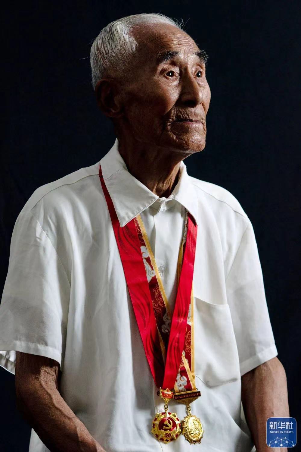 浴血榮光丨致敬抗戰老戰士——曹玉佃、高永斌