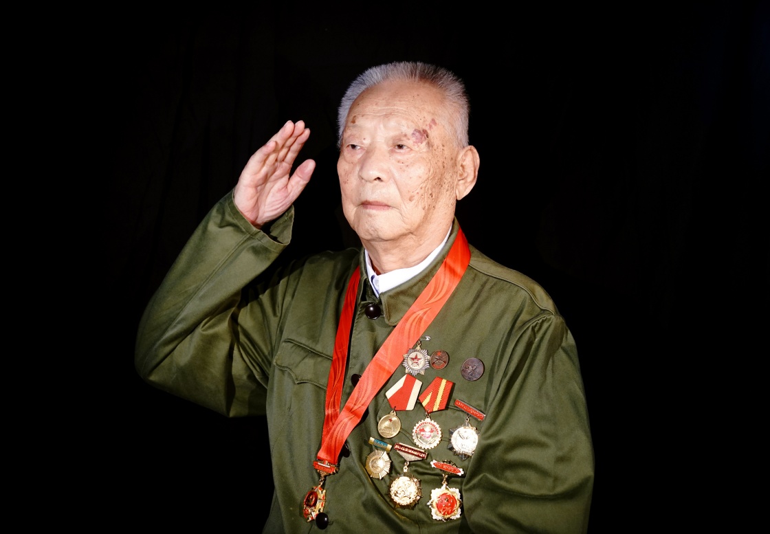 444.jpeg 浴血榮光丨致敬抗戰老戰士——劉振聲-云南能投軍創(chuàng )產(chǎn)業(yè)投資有限公司