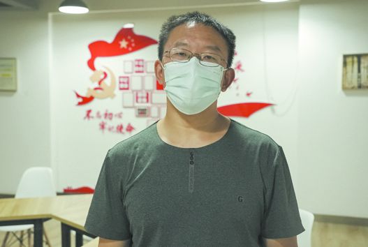 輔警、安裝工、騎手……望平街“六勇士”找到了
他們是普通人更是一眾英雄-云南能投軍創(chuàng  )產(chǎn)業(yè)投資有限公司