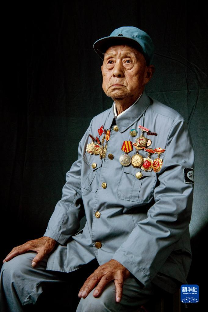 浴血榮光丨致敬抗戰老戰士——孫國元-云南能投軍創(chuàng  )產(chǎn)業(yè)投資有限公司