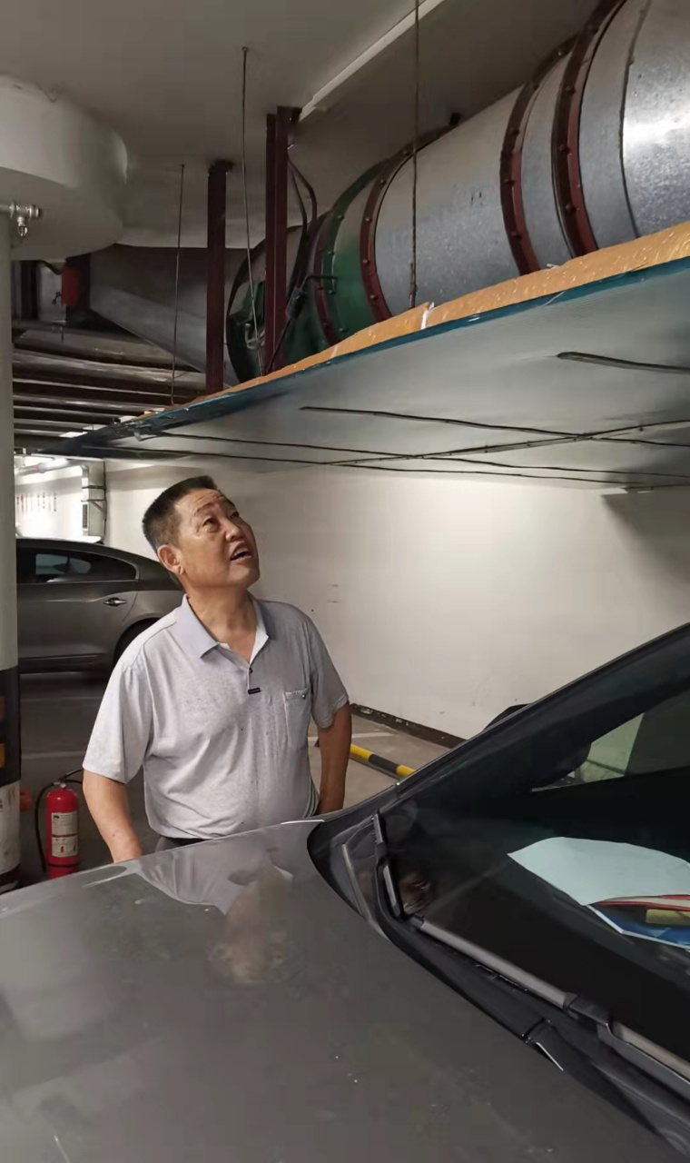 309c236f8da4246b452260.png 天有一雙手——記軍休干部吳建德義務(wù)為民服務(wù)11年-云南能投軍創(chuàng )產(chǎn)業(yè)投資有限公司