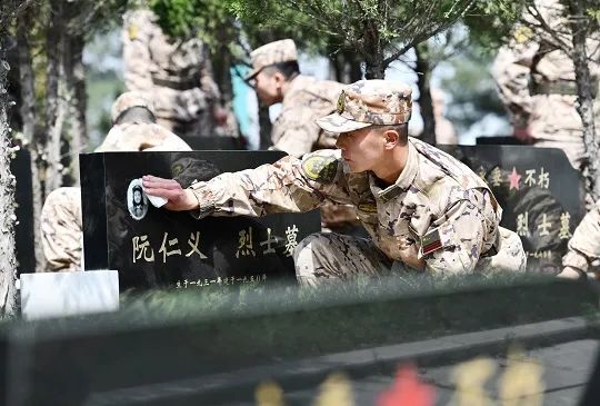 6401.jpg 英雄烈士保護法實(shí)施五周年 | 退役軍人事務(wù)部做了哪些工作-云南能投軍創(chuàng )產(chǎn)業(yè)投資有限公司