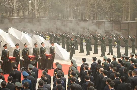 6402.jpg 英雄烈士保護法實(shí)施五周年 | 退役軍人事務(wù)部做了哪些工作-云南能投軍創(chuàng )產(chǎn)業(yè)投資有限公司