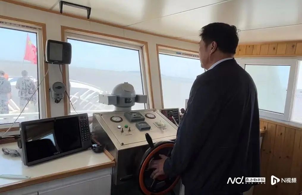 看見(jiàn)擁軍船等于看見(jiàn)陸地，五代擁軍船六代船長(cháng)開(kāi)辟的特殊航線(xiàn)-云南能投軍創(chuàng  )產(chǎn)業(yè)投資有限公司