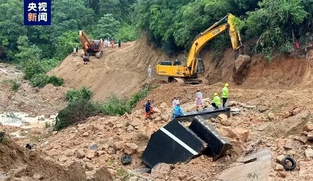 梅大高速上的退役軍人身影