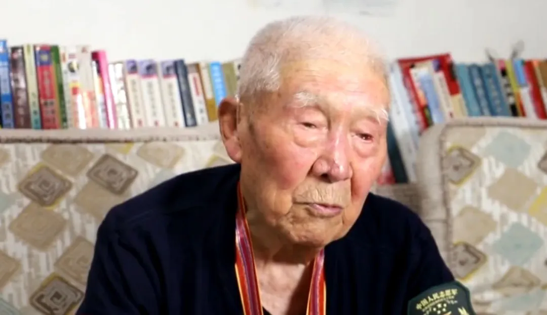 “你們來(lái)得正是時(shí)候……”今天，為140余位老兵留住“戰斗青春”