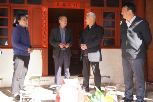 王大敏到楚雄州開(kāi)展走訪(fǎng)慰問(wèn)并調研退役軍人工作-云南能投軍創(chuàng  )產(chǎn)業(yè)投資有限公司